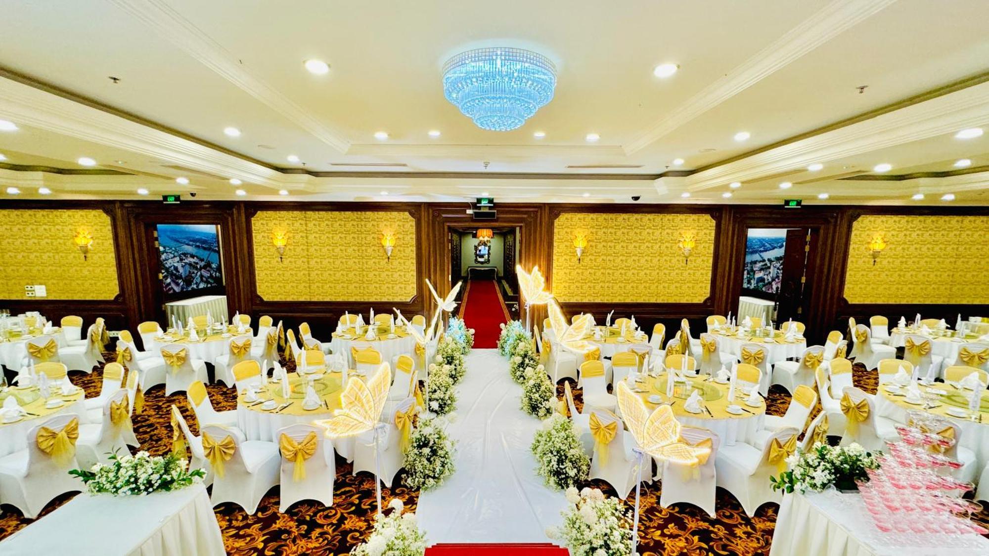 Ttc Imperial Hotel Hue Exteriér fotografie